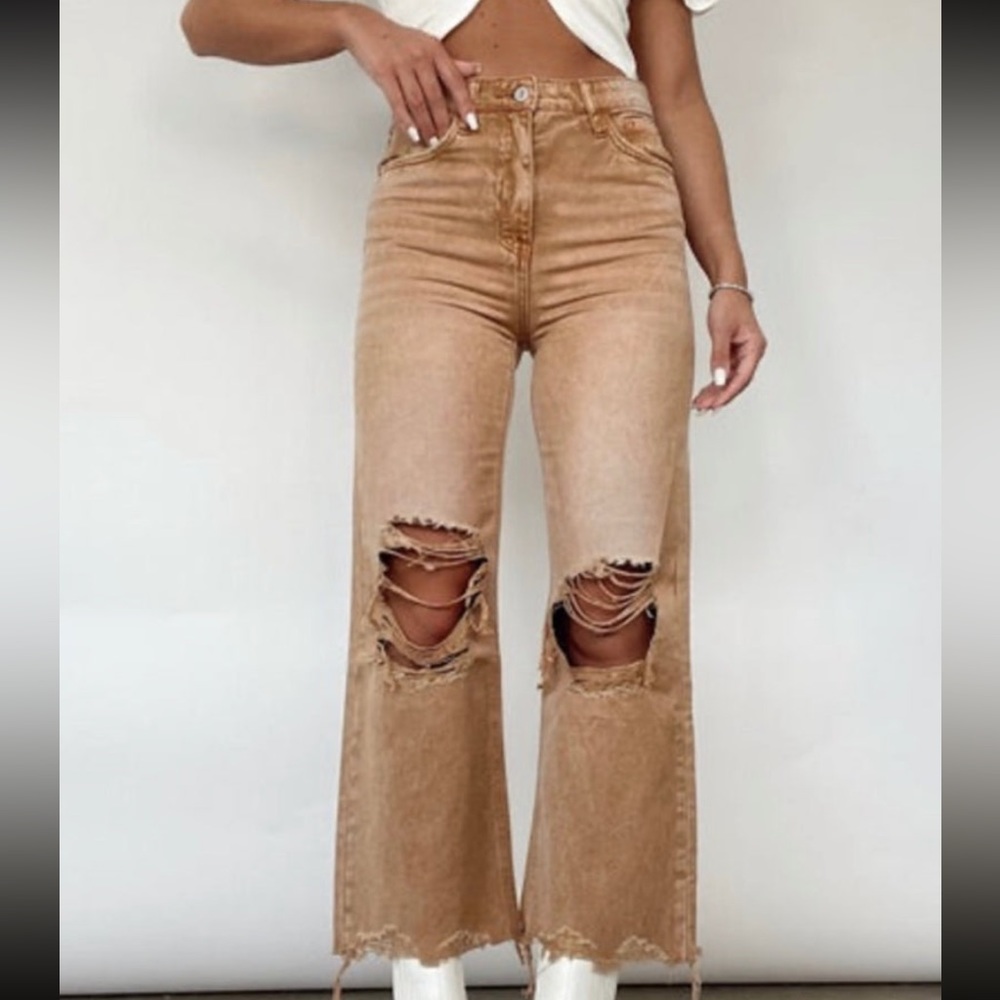 NWT Vervet by Flying Monkey Camel Distressed Cropped Flare Jeans Pants - Picture 2 of 3